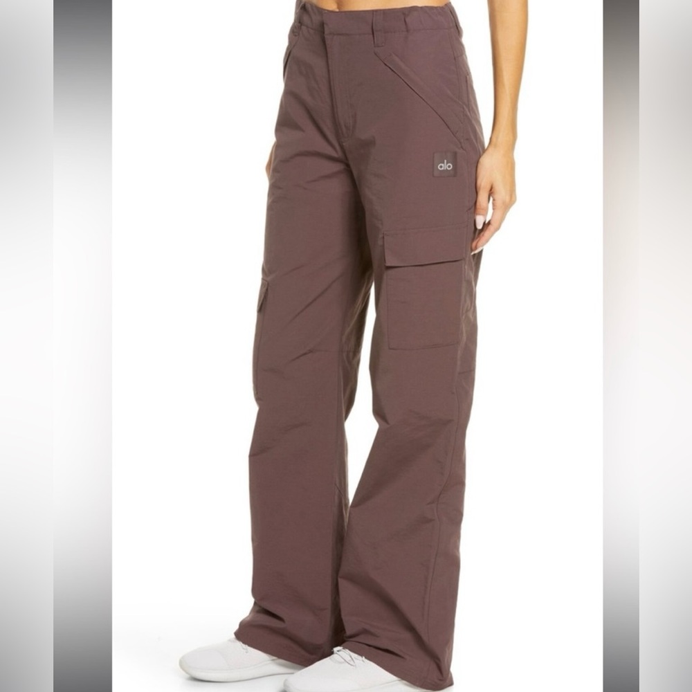 alo The Edge Trouser XS in Rasin
